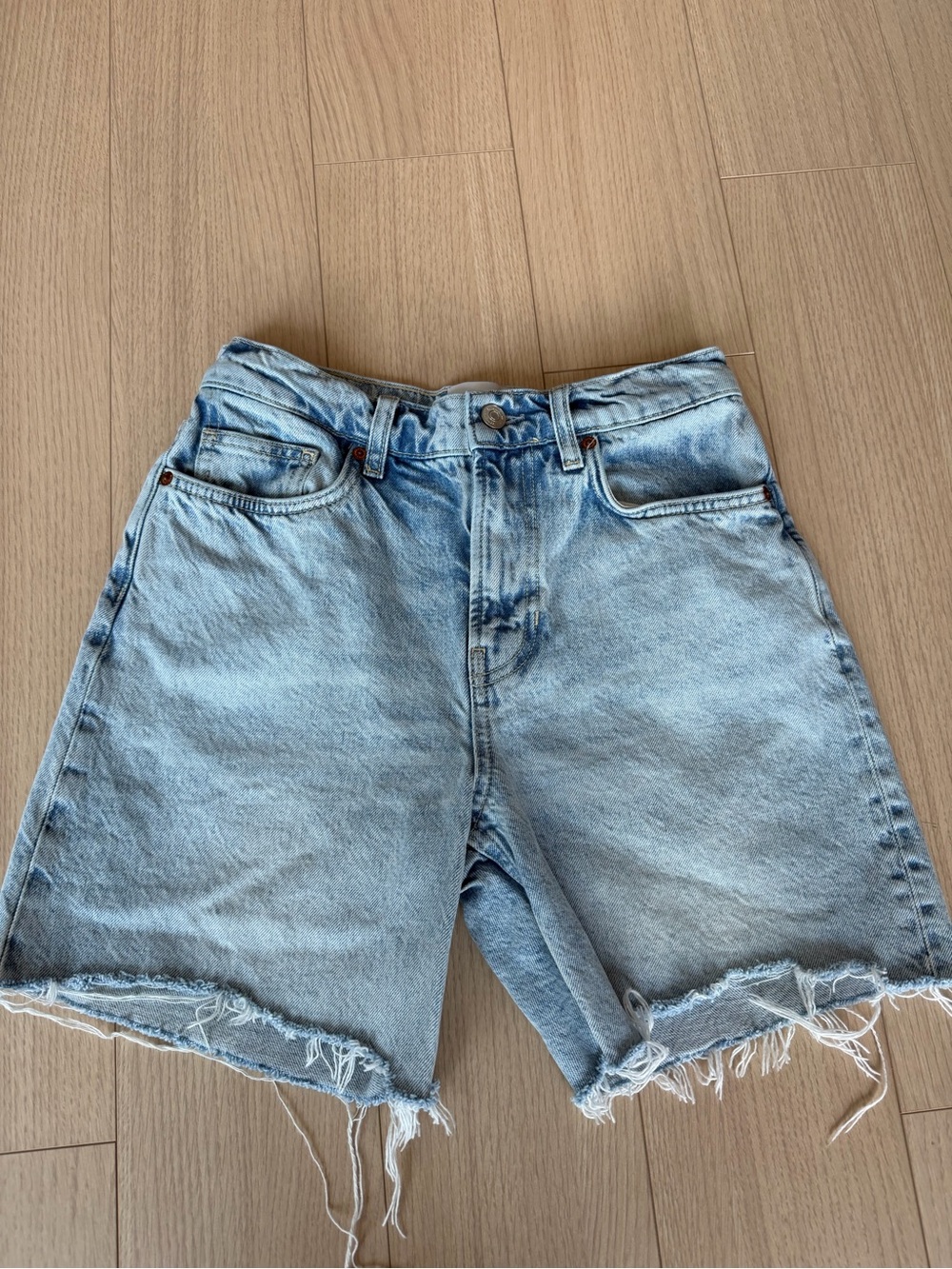 Reformation Raye Mid Rise 6” Relaxed Jean Shorts